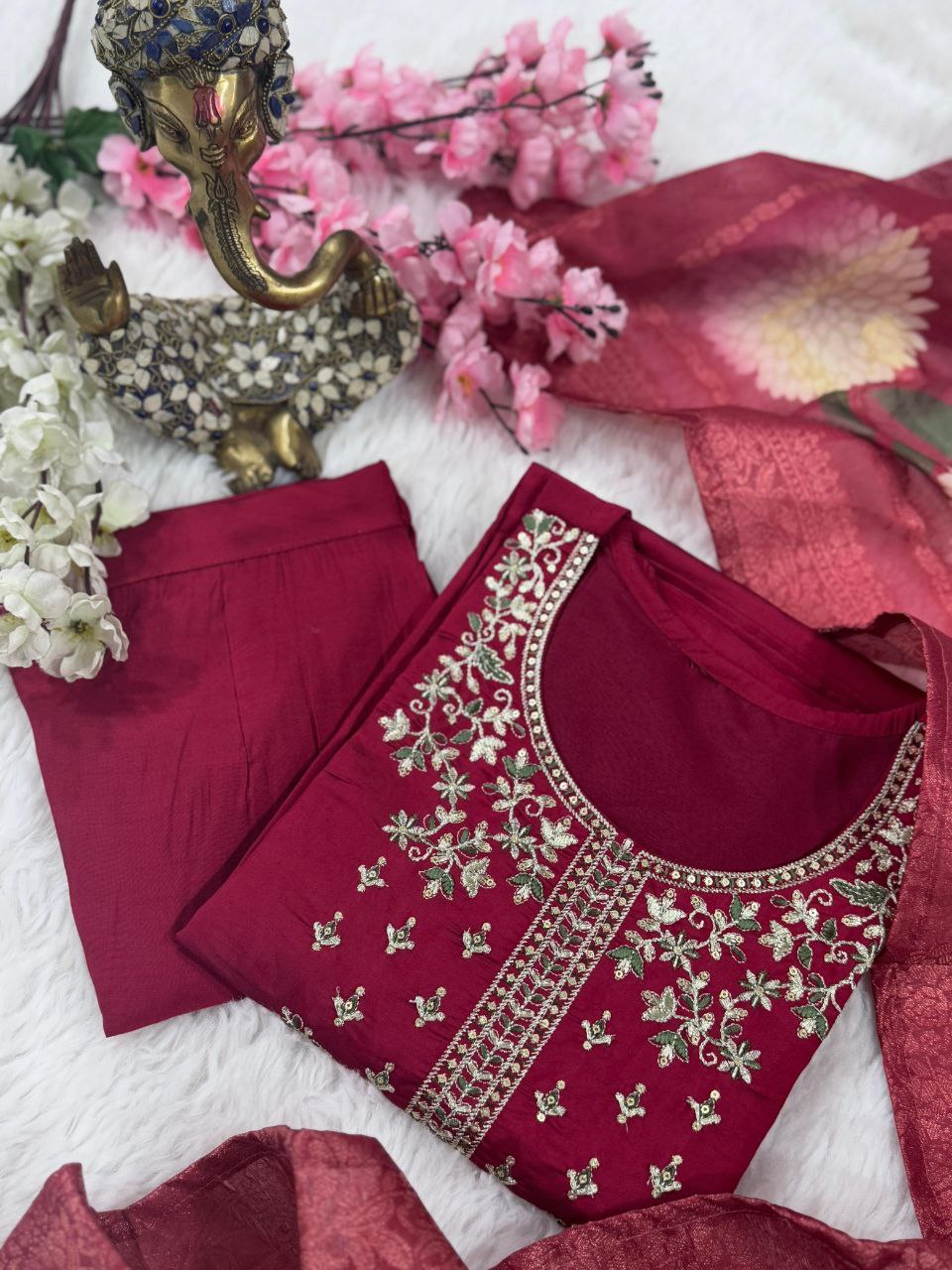 Vastrawear's Premium Viscose Chanderi 3-Piece Set – Kurti, Bottom & Designer Dupatta
