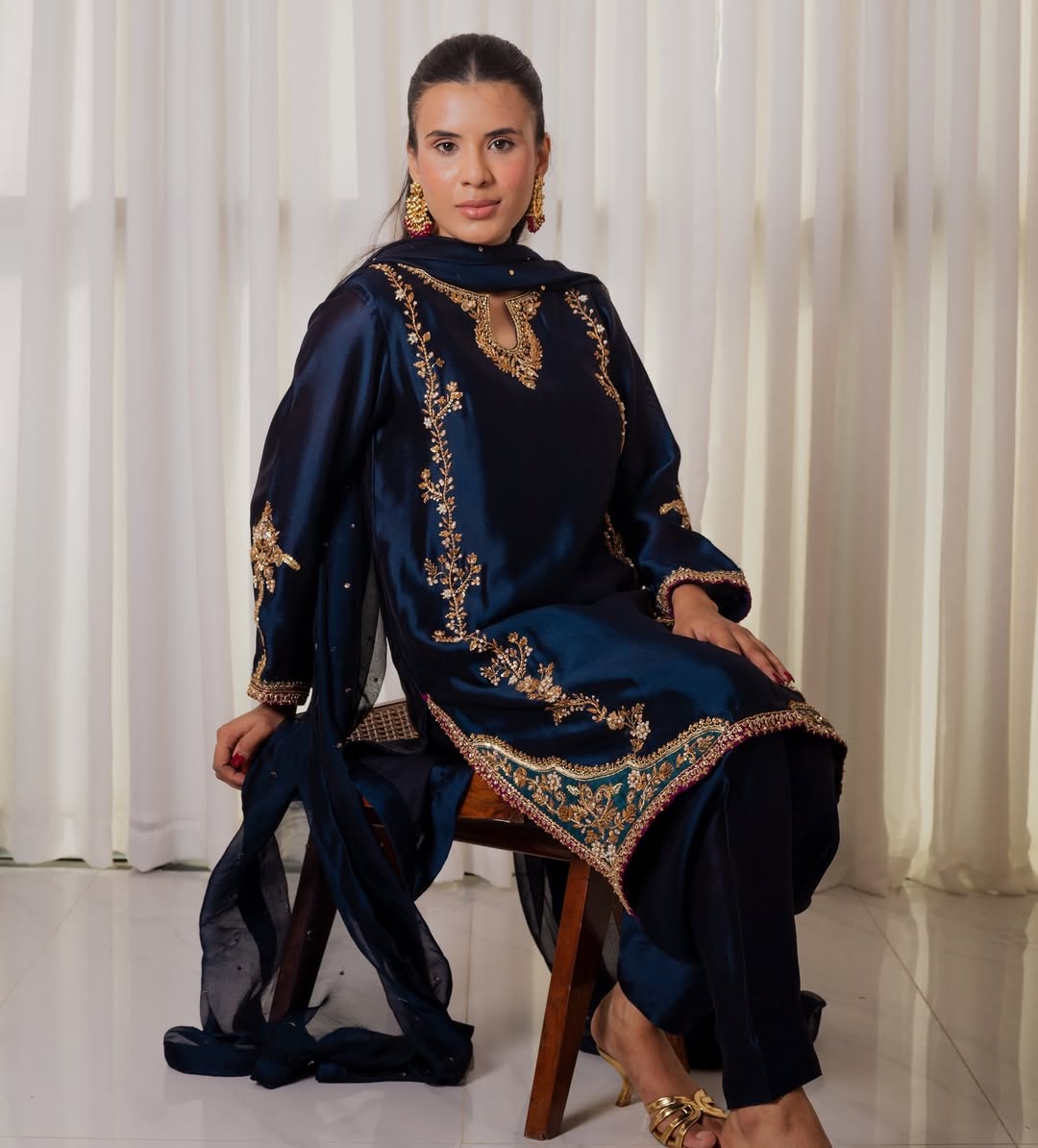 Midnight Majesty – Deep Navy Silk Ensemble with Handcrafted Antique Gold Embroidery and Sheer Dupatta Accents