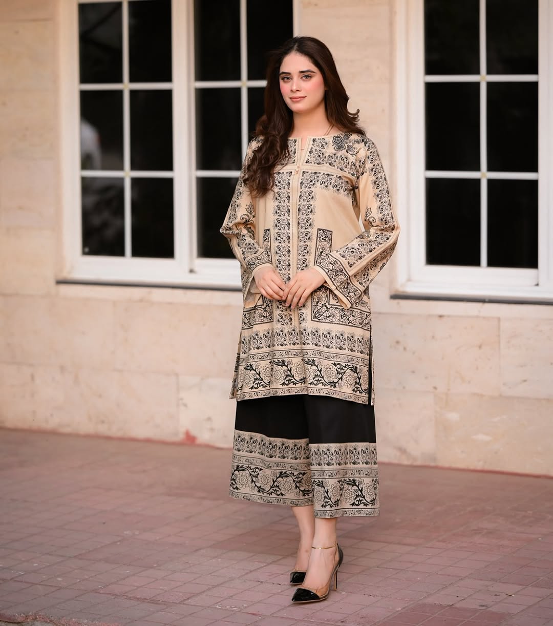 "Elegant  Printed Lawn Kurti for Women with Intricate Floral Patterns, Straight Long Shirt Design, and Comfortable Fabric – Perfect for Casual, Office, and Everyday Wear