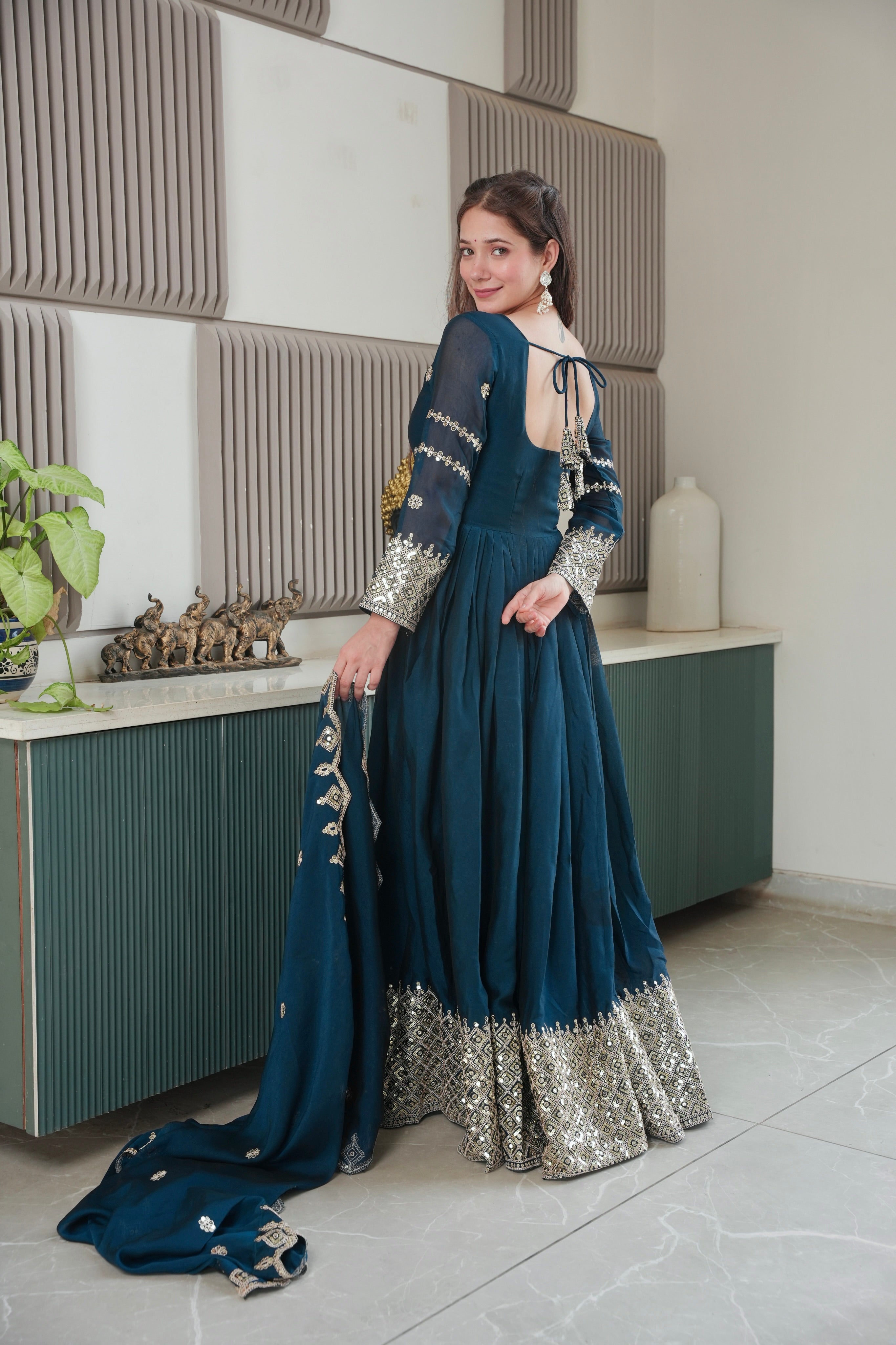 Designer Plum Floor-Length Anarkali Suit with Intricate Golden Embroidery, Heavy Zari Border, and Matching Dupatta – Perfect for Weddings, Parties & Festive Occasions