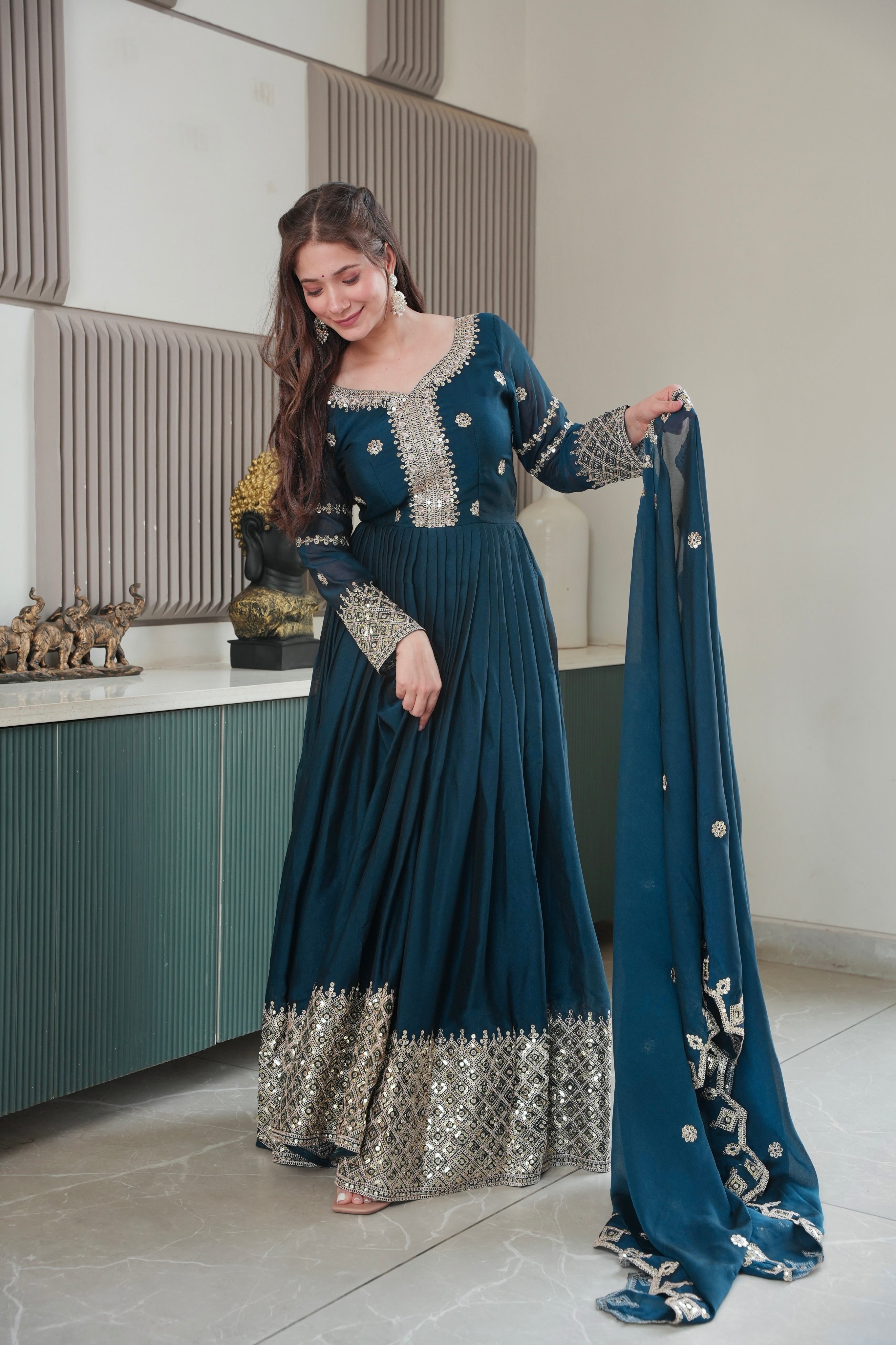 Designer Plum Floor-Length Anarkali Suit with Intricate Golden Embroidery, Heavy Zari Border, and Matching Dupatta – Perfect for Weddings, Parties & Festive Occasions