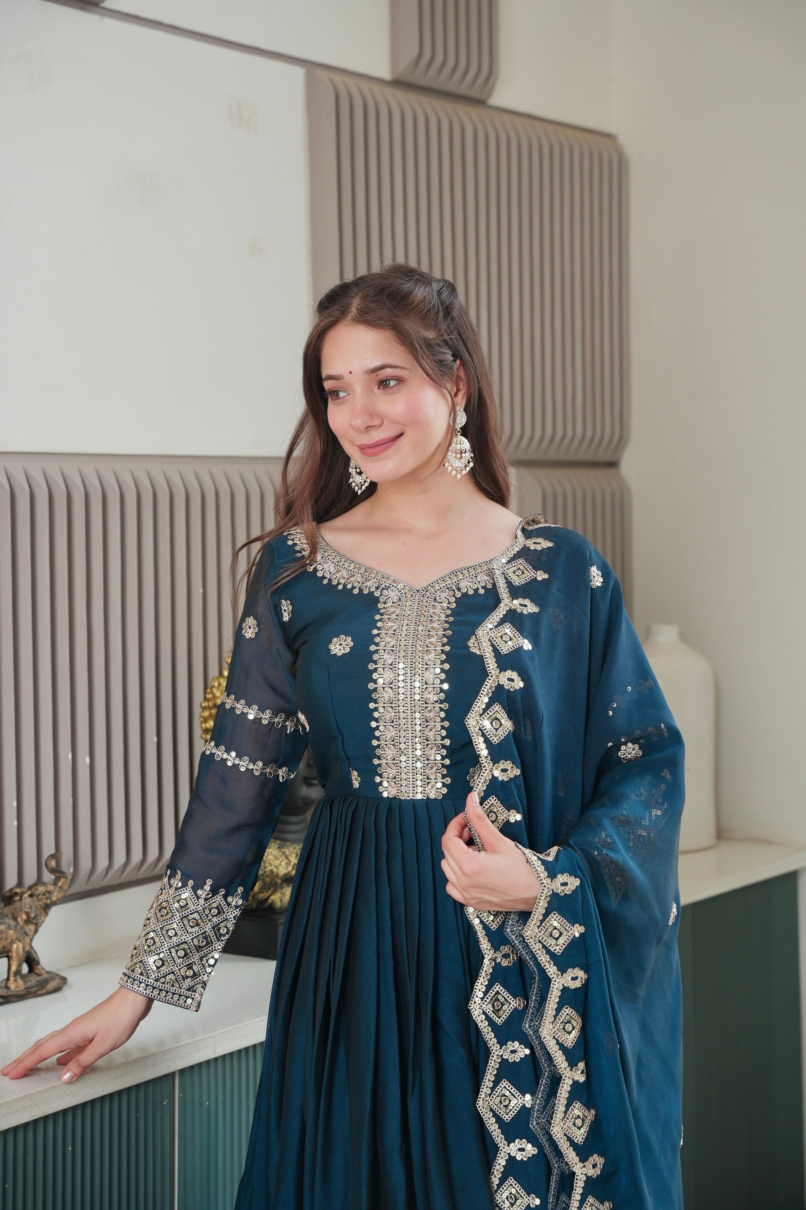 Designer Plum Floor-Length Anarkali Suit with Intricate Golden Embroidery, Heavy Zari Border, and Matching Dupatta – Perfect for Weddings, Parties & Festive Occasions