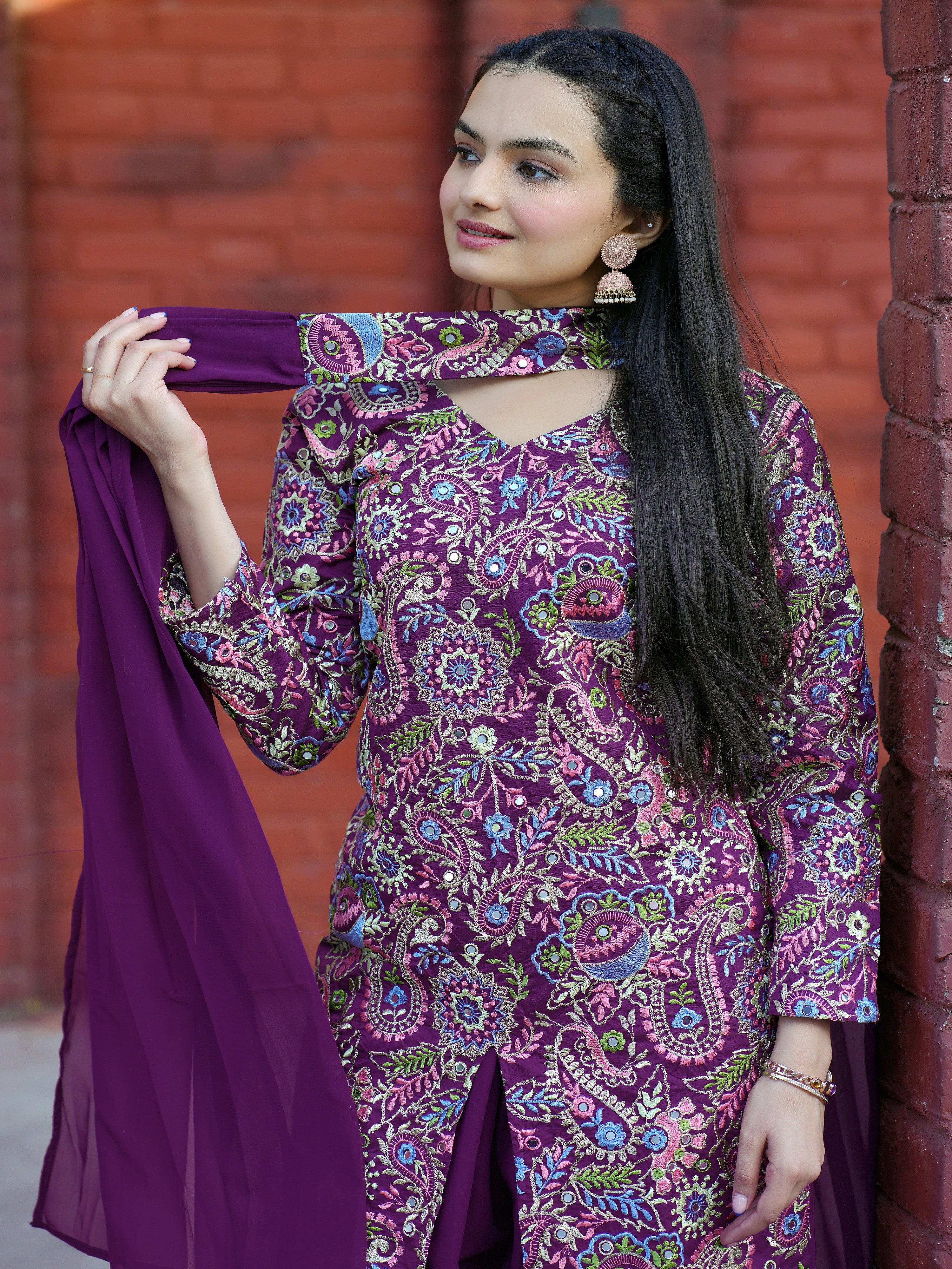 Luxury Traditional Embroidered Kurta and Sharara Set with Dupatta – A Stylish Choice for Weddings, Parties & Celebrations