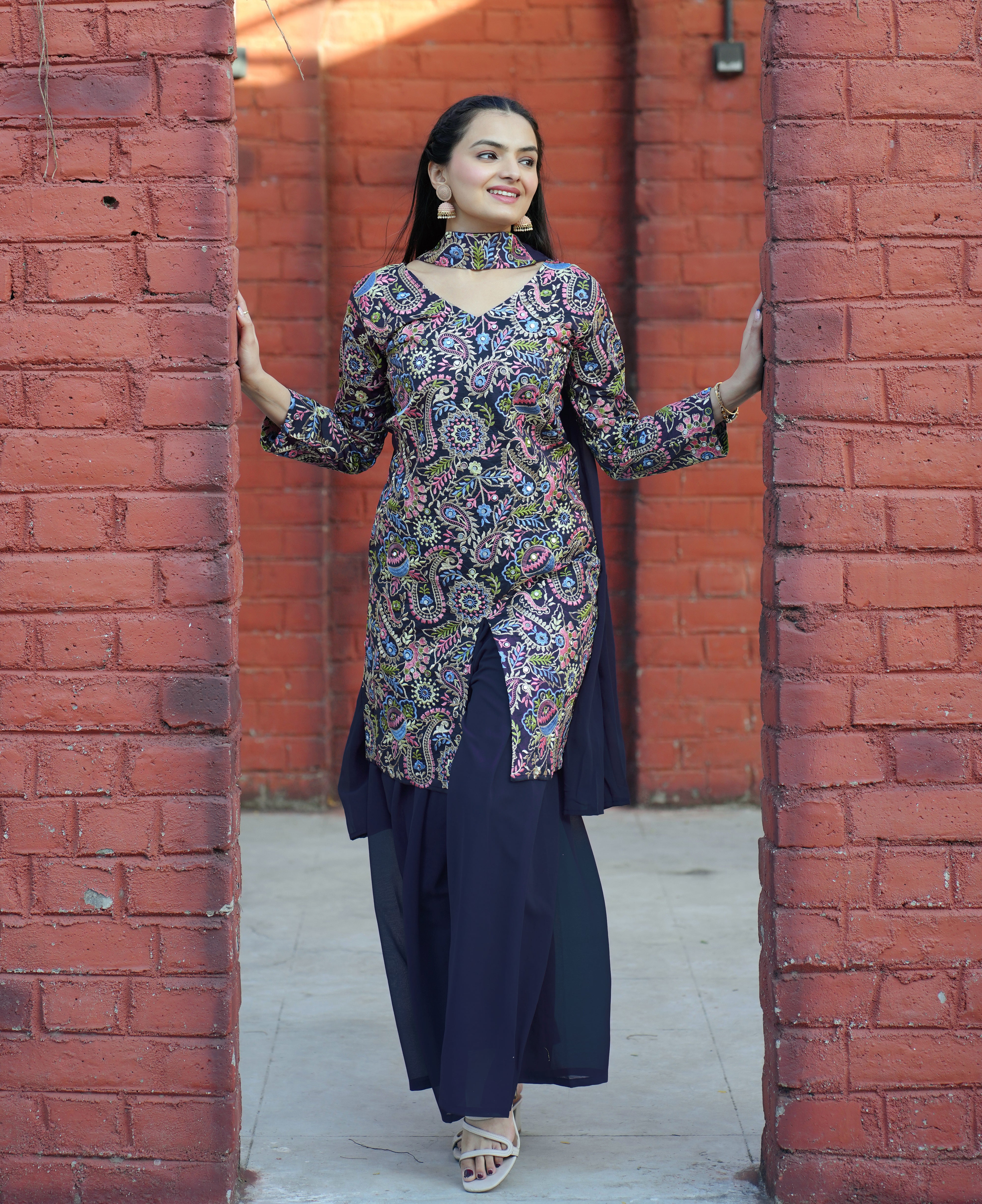 Luxury Traditional Embroidered Kurta and Sharara Set with Dupatta – A Stylish Choice for Weddings, Parties & Celebrations