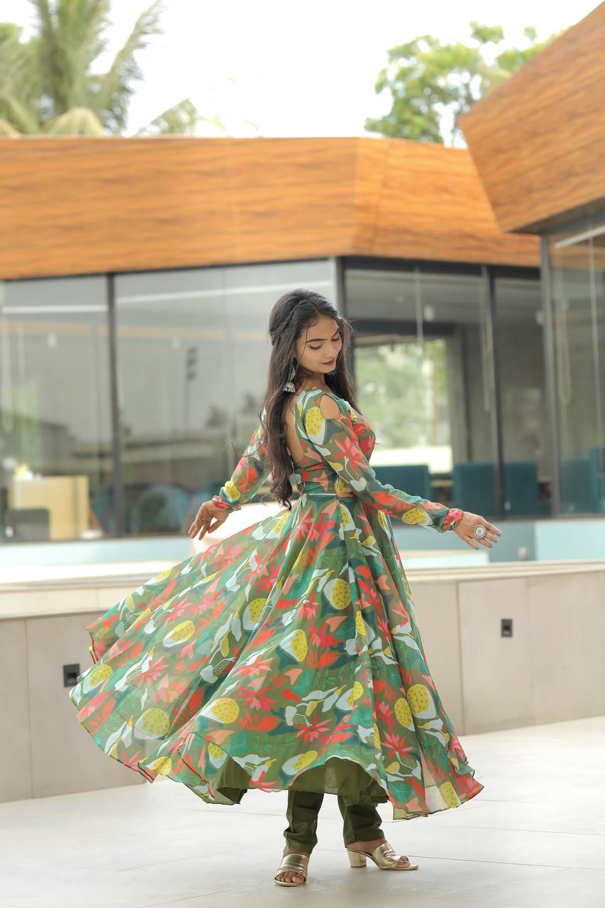 Floral Fantasy Georgette Anarkali Suit with Solid Green Dupatta – Elegant Ethnic Wear for Festive & Casual Occasions