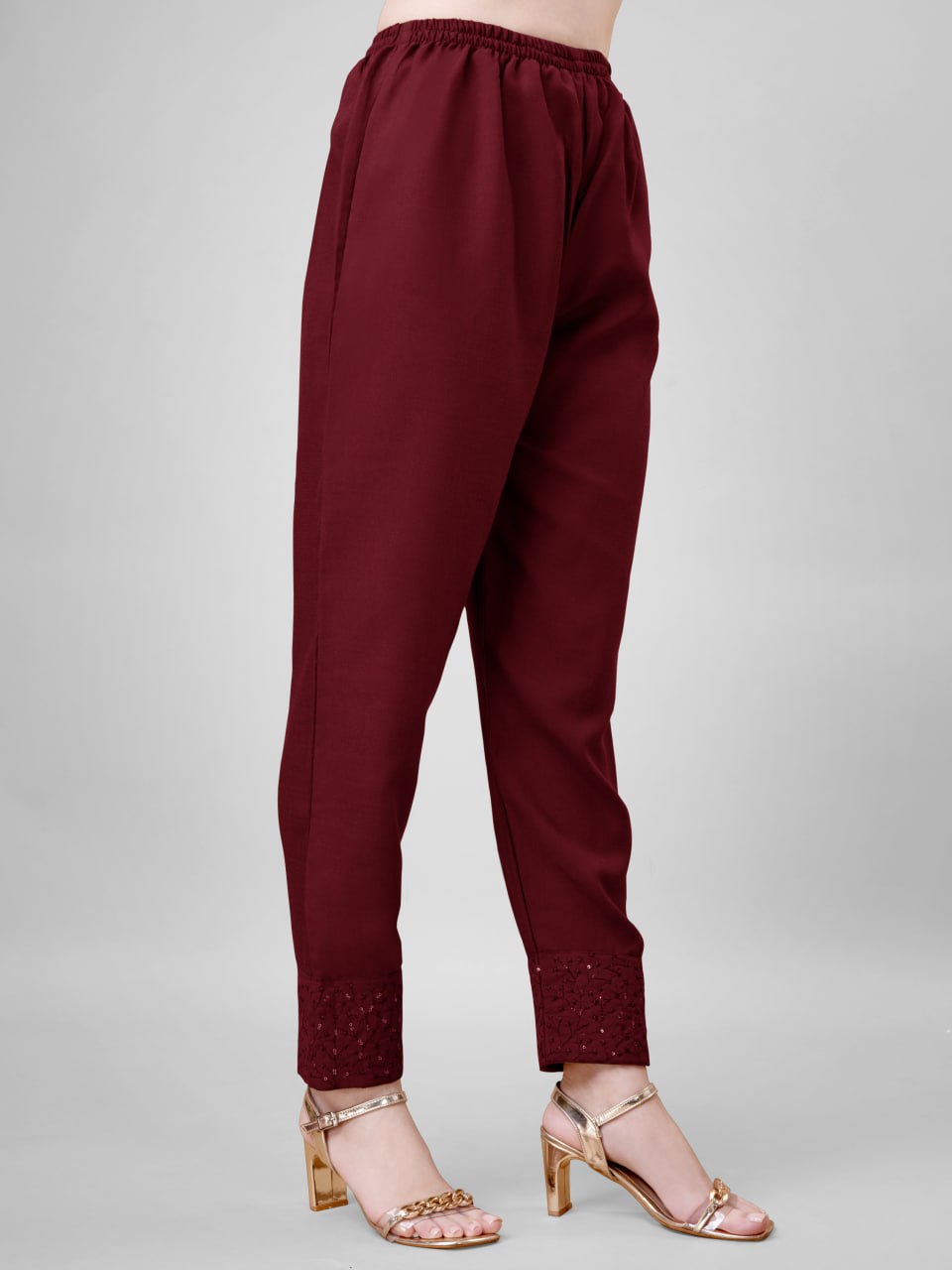 Elegant  Cotton Kurta Set with Embroidered Neckline and Printed Dupatta – Daily & Office Wear