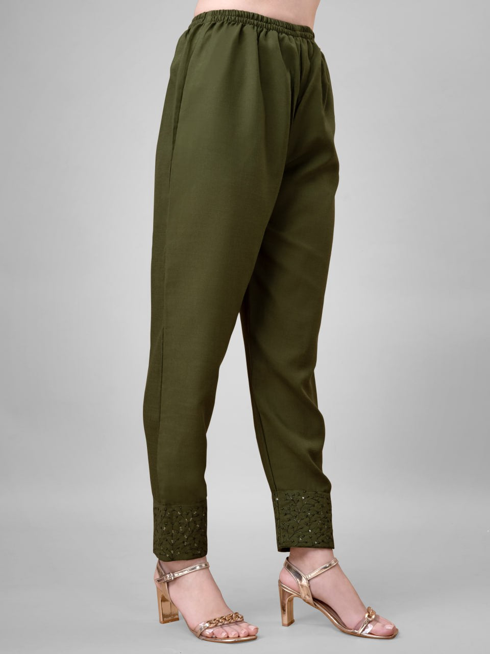 Elegant  Cotton Kurta Set with Embroidered Neckline and Printed Dupatta – Daily & Office Wear