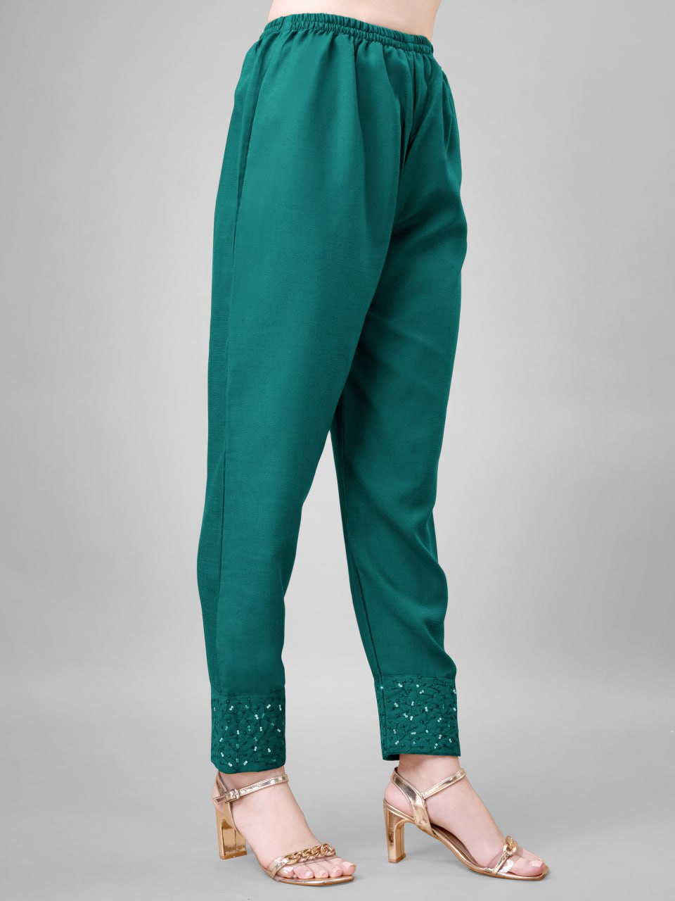 Elegant  Cotton Kurta Set with Embroidered Neckline and Printed Dupatta – Daily & Office Wear