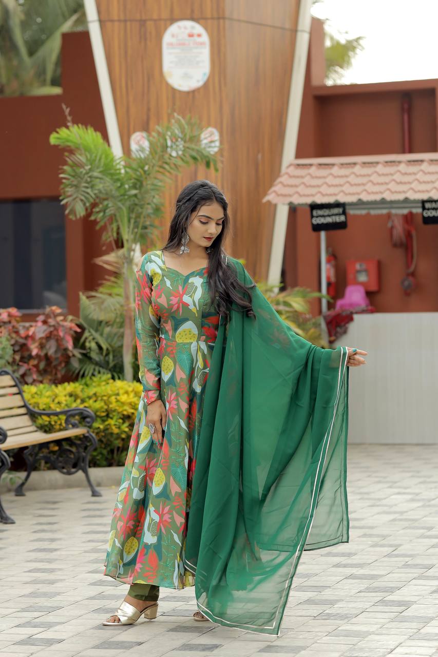 Floral Fantasy Georgette Anarkali Suit with Solid Green Dupatta – Elegant Ethnic Wear for Festive & Casual Occasions