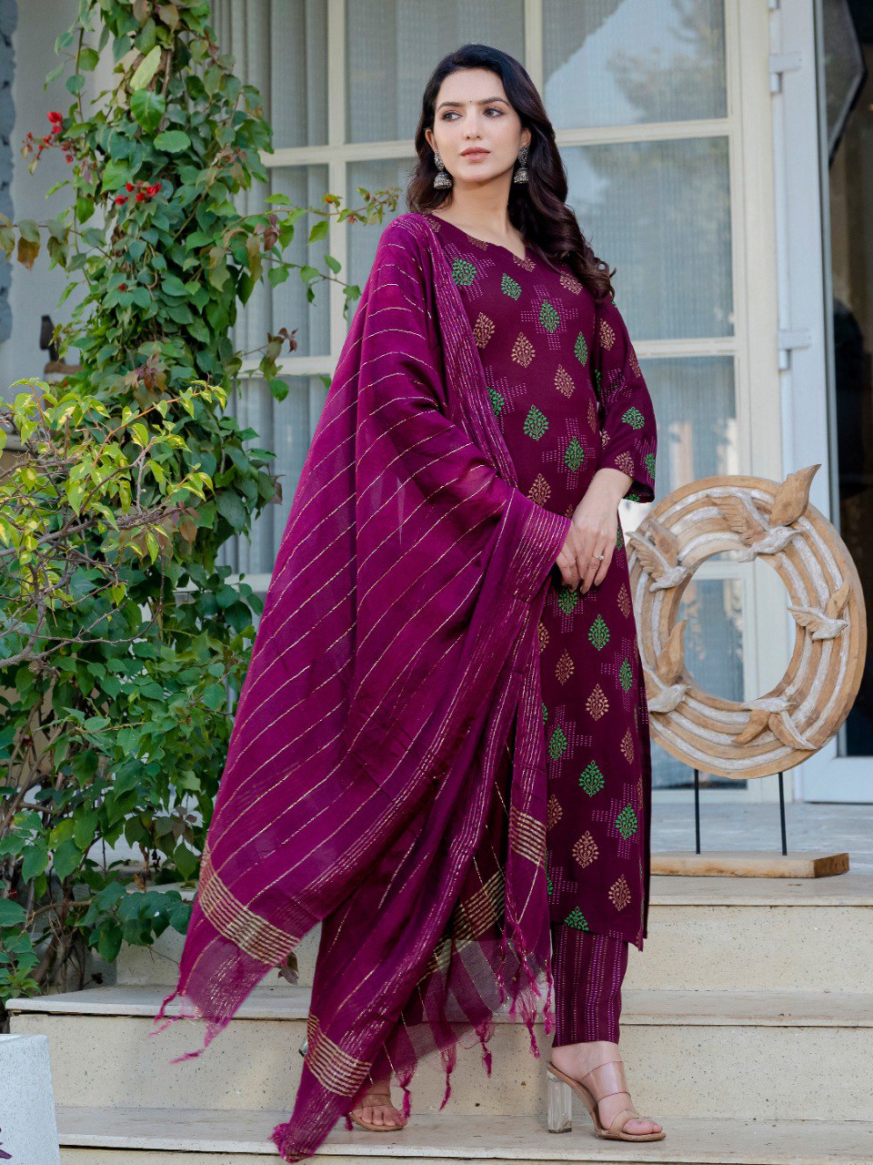 Classic Printed Kurta Suit Set with Matching Bottoms and Dupatta – Perfect for Office & Gatherings