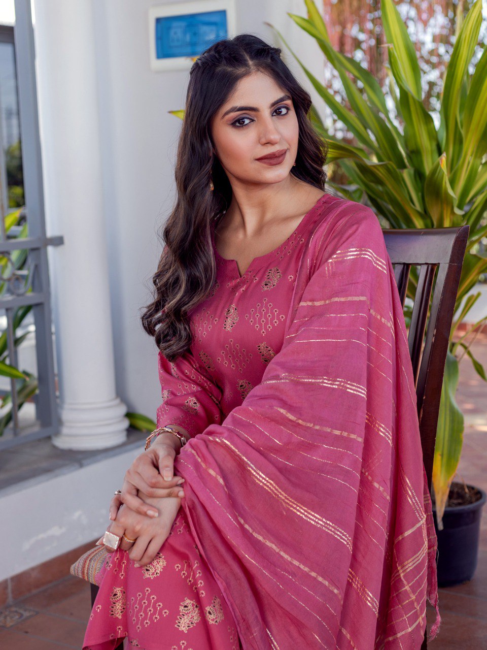 Classic Printed Kurta Suit Set with Matching Bottoms and Dupatta – Perfect for Office & Gatherings