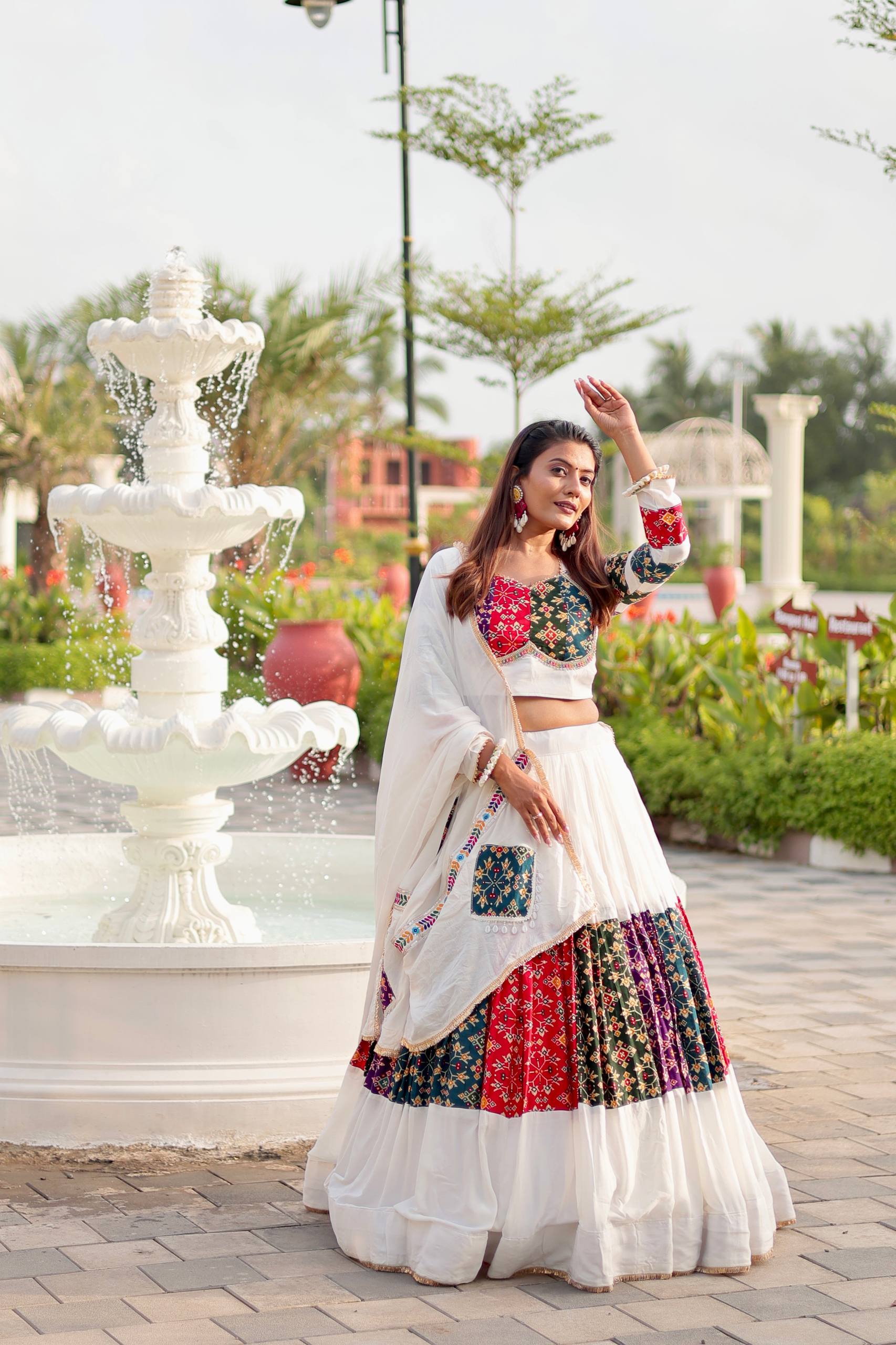 Women’s White Lehenga Choli with Colorful Embroidery & Patchwork Dupatta | Ethnic Ghagra Choli for Wedding, Navratri & Festive Wear