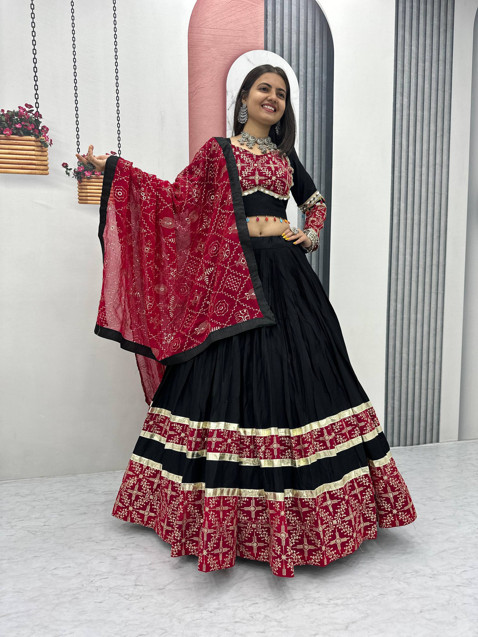 *🥢💃🏿👗💌Vastra Wear Creation is Launching Navratri Special Pure Cotton Lehenga Choli 👗💌🥢💃🏿*