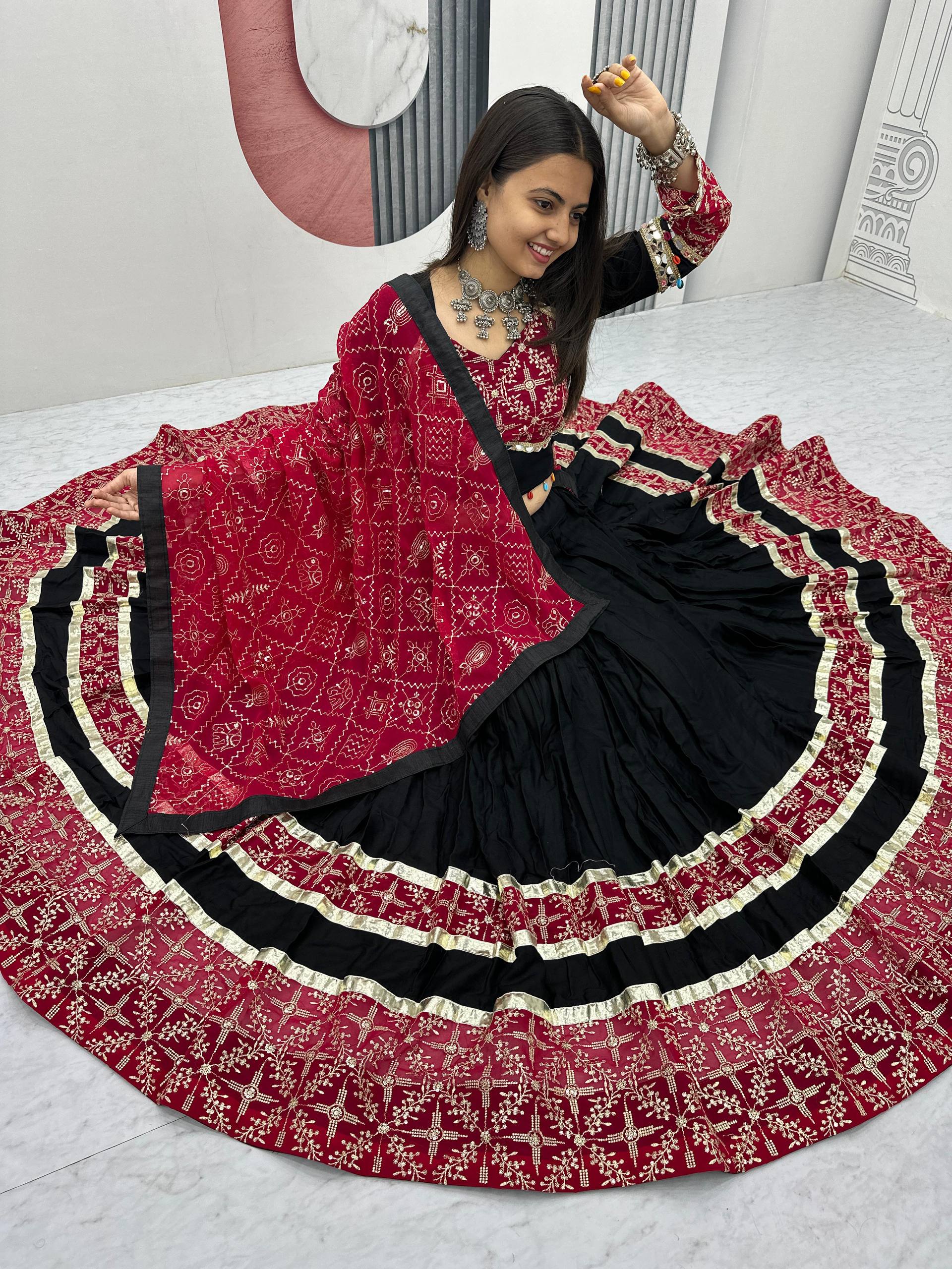 *🥢💃🏿👗💌Vastra Wear Creation is Launching Navratri Special Pure Cotton Lehenga Choli 👗💌🥢💃🏿*