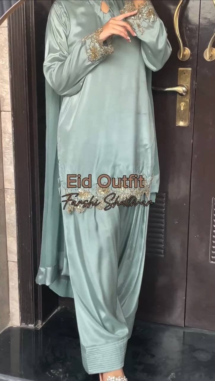 👗*Launching New 👗 Đěsigner Party Wear Look top with farshi salwar*