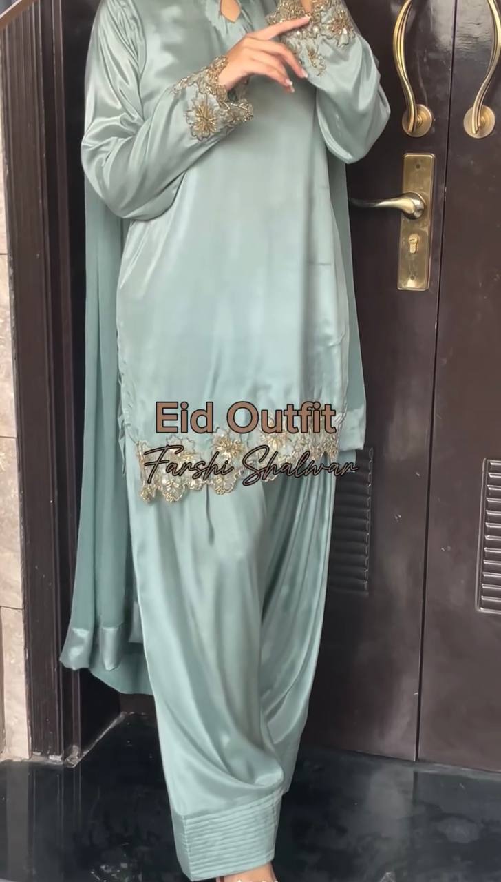 👗*Launching New 👗 Đěsigner Party Wear Look top with farshi salwar*